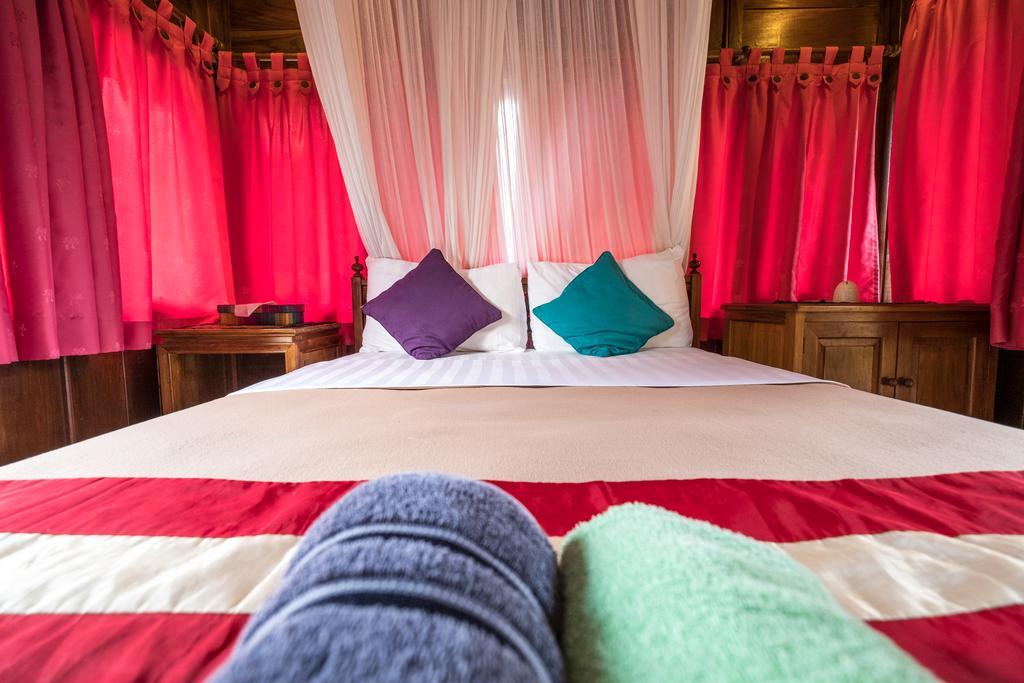 Easy Surf Dacha Hotel Canggu Екстериор снимка